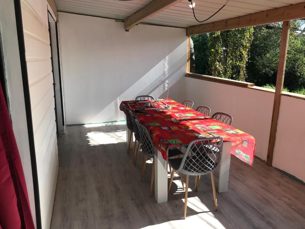 Le Flamboyant Avec Piscine Chauffee 30° Et Jacuzzi Lägenhet Saint-André Exteriör bild
